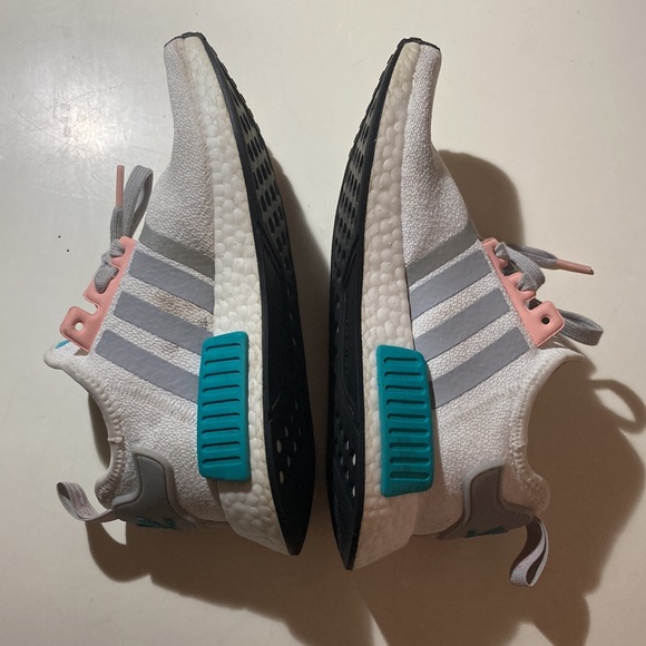 Adidas NMD_R1 Sneakers - Picture 3 of 11